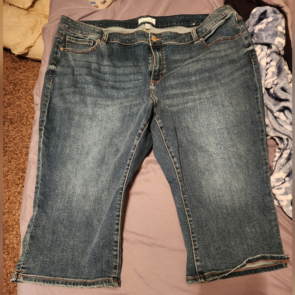 Lane Bryant Jean Capris Size 24
